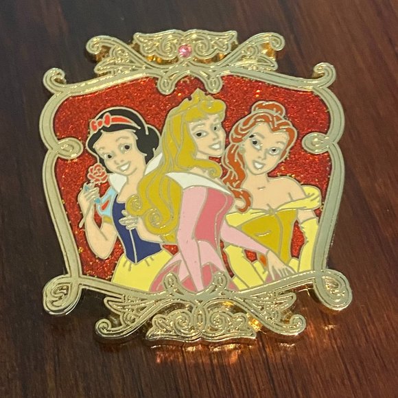2007 Snow White Sleeping Beauty Belle Princess Disney Parks Pin - Picture 1 of 4
